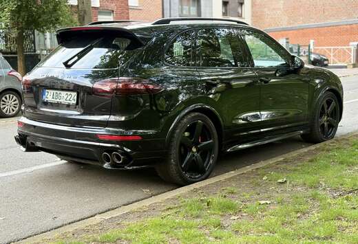 Porsche 3.6 Bi-Turbo V6 GTS Tiptronic S