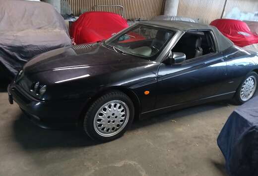 Alfa Romeo 2.0i Lusso