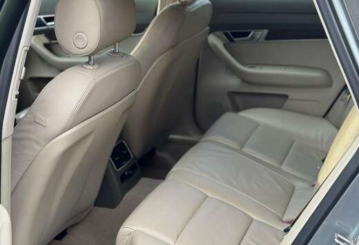 Audi A6 2.4i V6 24v Multitronic