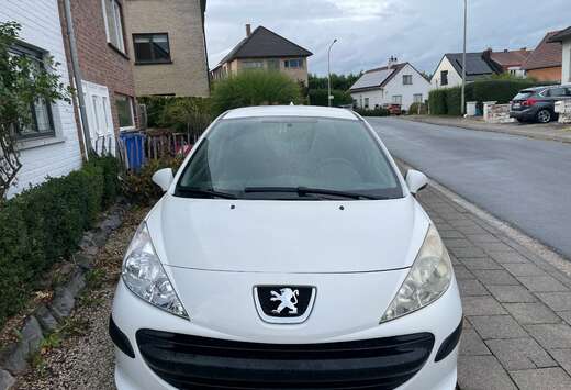 Peugeot 1.4i Trendy