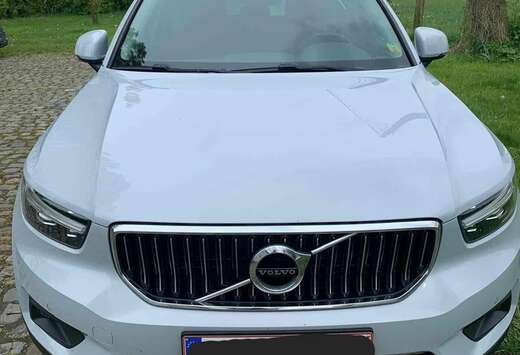 Volvo XC40 T5 Twin Engine DKG Momentum Pro