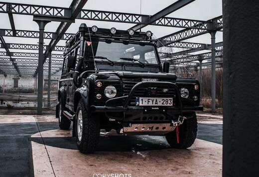 Land Rover Defender 110 Station Wagon Style