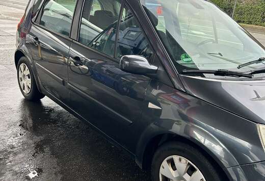 Renault Megane 1.6i 16v Privilège