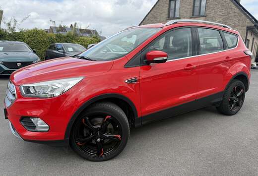 Ford Kuga 1.5 TDCi FWD / CAR-PLAY
