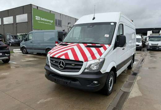 Mercedes-Benz 316 (Stock ID 65156)