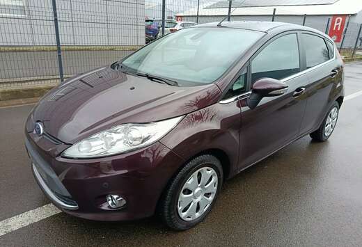 Ford Fiesta 1.6 TDCi Ghia 5p