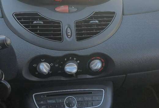 Renault 1.2i LEv Initiale