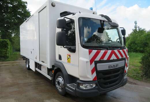 Trucks-Lkw LF210FA - ingericht