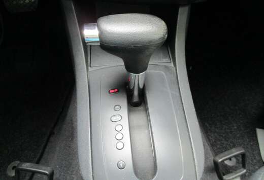 SEAT 1.4  AUTOMAAT  91.500KM + CAR PASS.