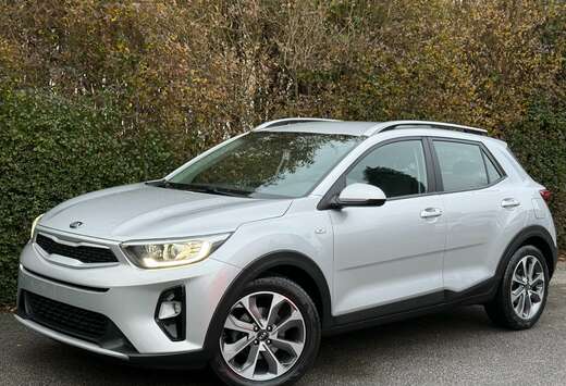 Kia 1.4i+NAVI+CAMERA+CARNET KIA