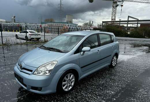 Toyota 2.2 D4D 6Vitesses 7 Places jante aluminium air ...