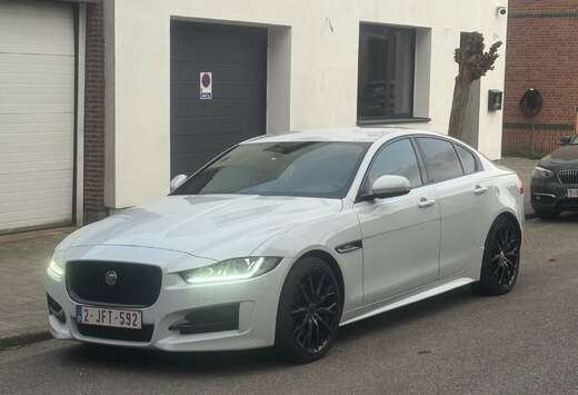 Jaguar 2.0 D Pure