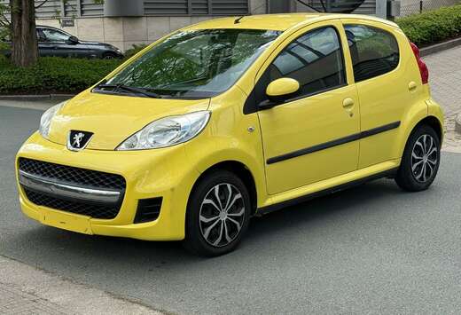 Peugeot 107 1.0i Urban Move