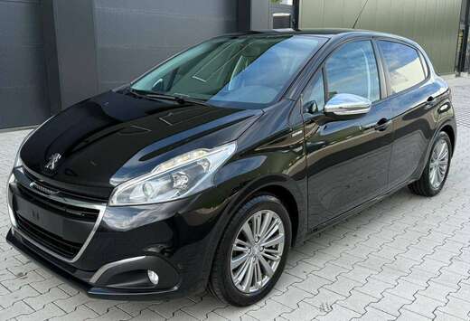 Peugeot 1.2 PureTech Style Edition 2018