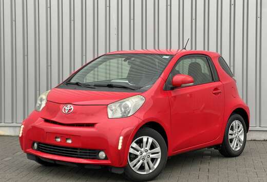 Toyota IQ 1.0