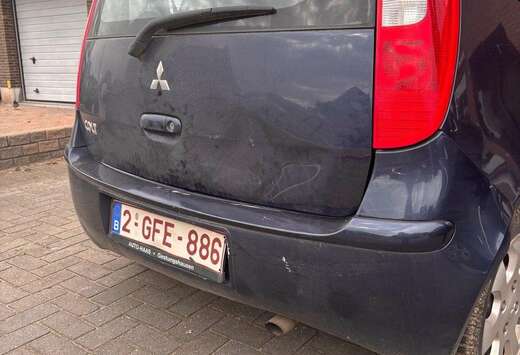 Mitsubishi 1.3i 16v Inform