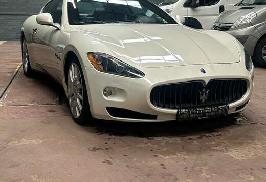 Maserati 4.2 V8 S Automatic