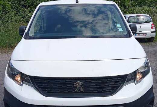 Peugeot 1.5 BlueHDi L1 STD Heavy Pro S/S (EU6.2)