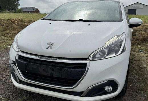Peugeot 208 1.6 BlueHDi Style