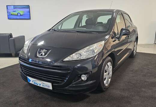 Peugeot 1.4i Access Benzine 1ste eigenaar