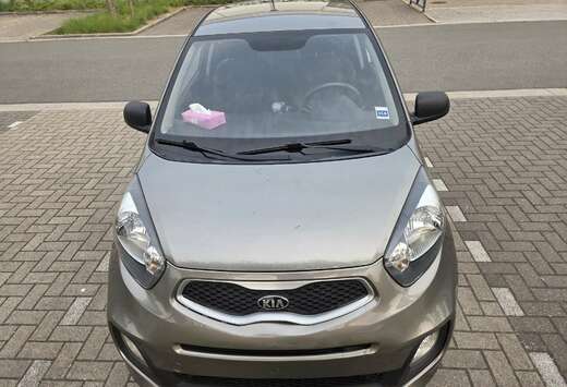 Kia 1.0i Lounge
