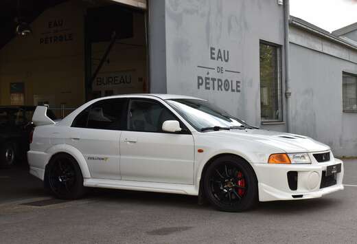 Mitsubishi V 5
