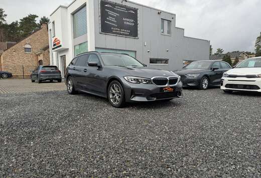 BMW LEER  CARPLAY/NAVI  STUURWIELVERWARMING AMBIENT