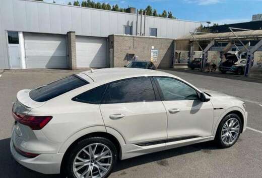 Audi 71 kWh 50 Sportback Quattro Attraction