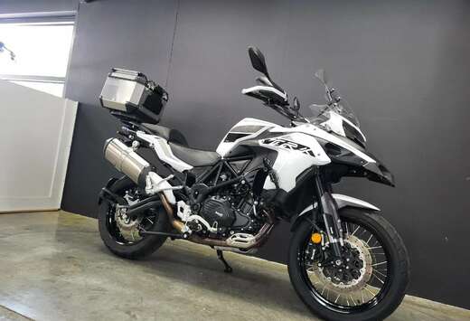 X prachtige witte A2 tourmotor