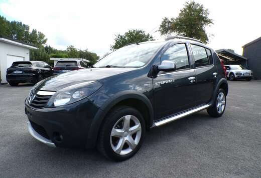 Dacia Sandero Stepway 1.6i Stepway