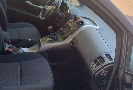 Toyota Toyota Auris 1.6 Benzine Automaat – 2010 – ...