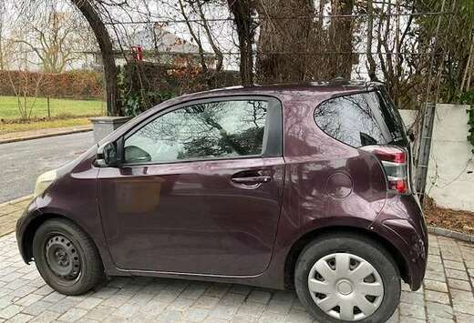 Toyota iQ 1.0i VVT-i Terra