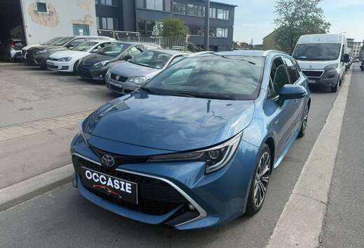Toyota Corolla SW Hybrid 1.8 Premium Plus e-CVT