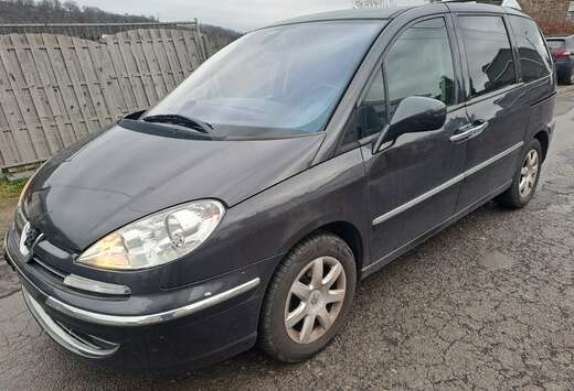 Peugeot 807 2.0 HDi SV Executive FAP