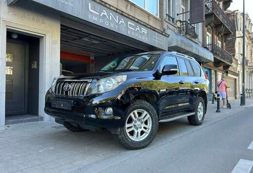 Toyota Land Cruise3.0 D-4D Premium