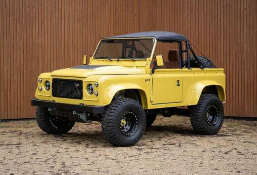 Land Rover 90