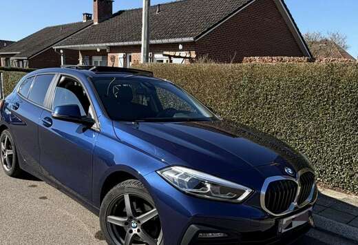 BMW 118d 150 ch //boite auto// toit ouvrant