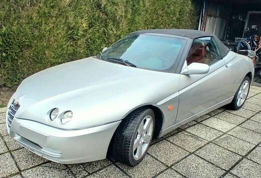 Alfa Romeo 2.0i Lusso airco cuir j alu dir assistee