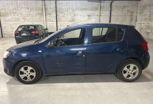 Dacia 1.2i Laureate