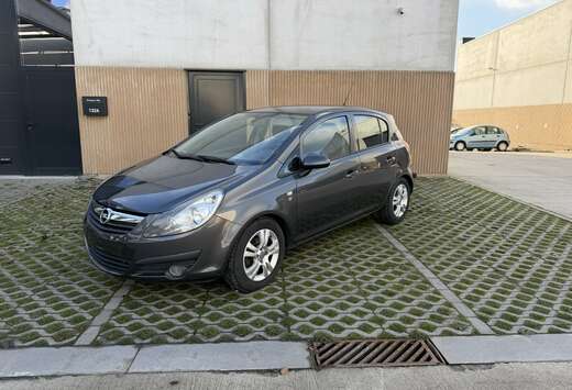 Opel Corsa 1.3 CDTi ECOTEC Enjoy FAP
