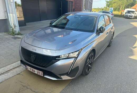 Peugeot PureTech 130 EAT8 Allure Pack