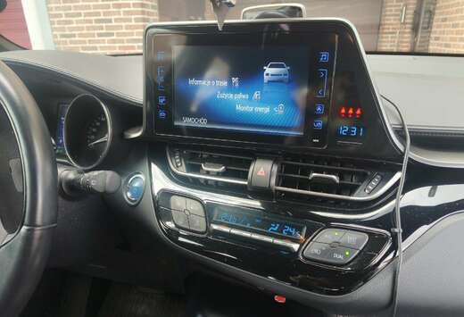 Toyota Hybrid Lounge