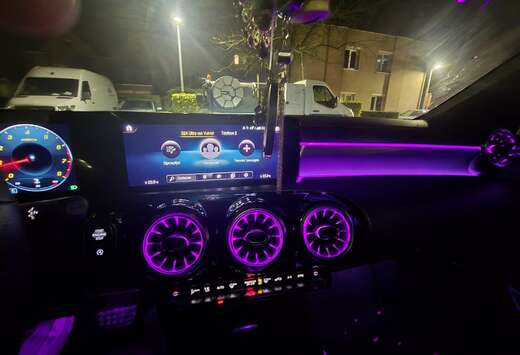 Mercedes-Benz Shooting Brake 7G-DCT AMG Line