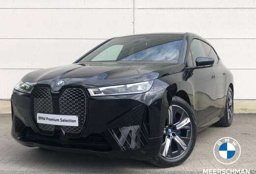 BMW xDrive40 sport trekh pano hud