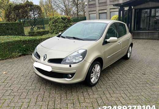 Renault Clio 1.6i 16v Initiale