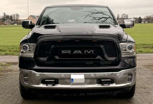 Dodge 1500 HEMI Classic 5.7L Benz+LPG