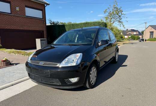 Ford ***Ford Fiesta prêt à immatriculer