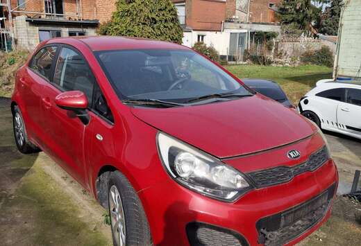 Kia Rio 1.1 CRDi // MOTEUR CASSER