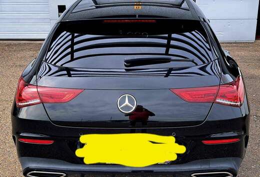 Mercedes-Benz CLA 180 AMG Line