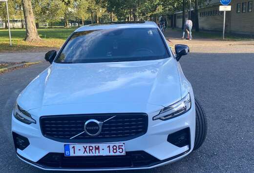 Volvo B4 B Geartronic RDesign 2019  Full option